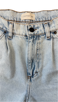 KOS WHITE SHORTS